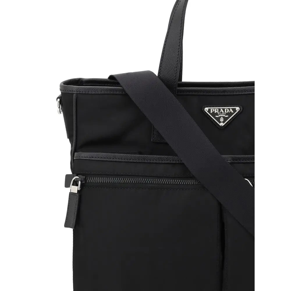 Sac épaule prada noir en nylon avec logo triangulaire et design structuré tote bag
