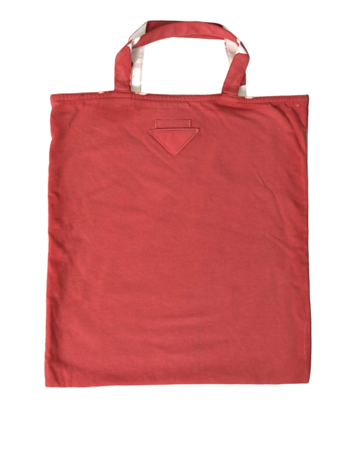 Sac tote rouge prada en tissu jersey avec logo triangulaire et anses assorties pour épaule et shopping