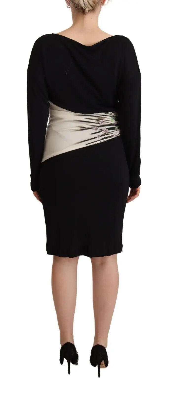 Robe fourreau noire à manches longues roberto cavalli avec ceinture diagonale argentée métallique au niveau de la taille