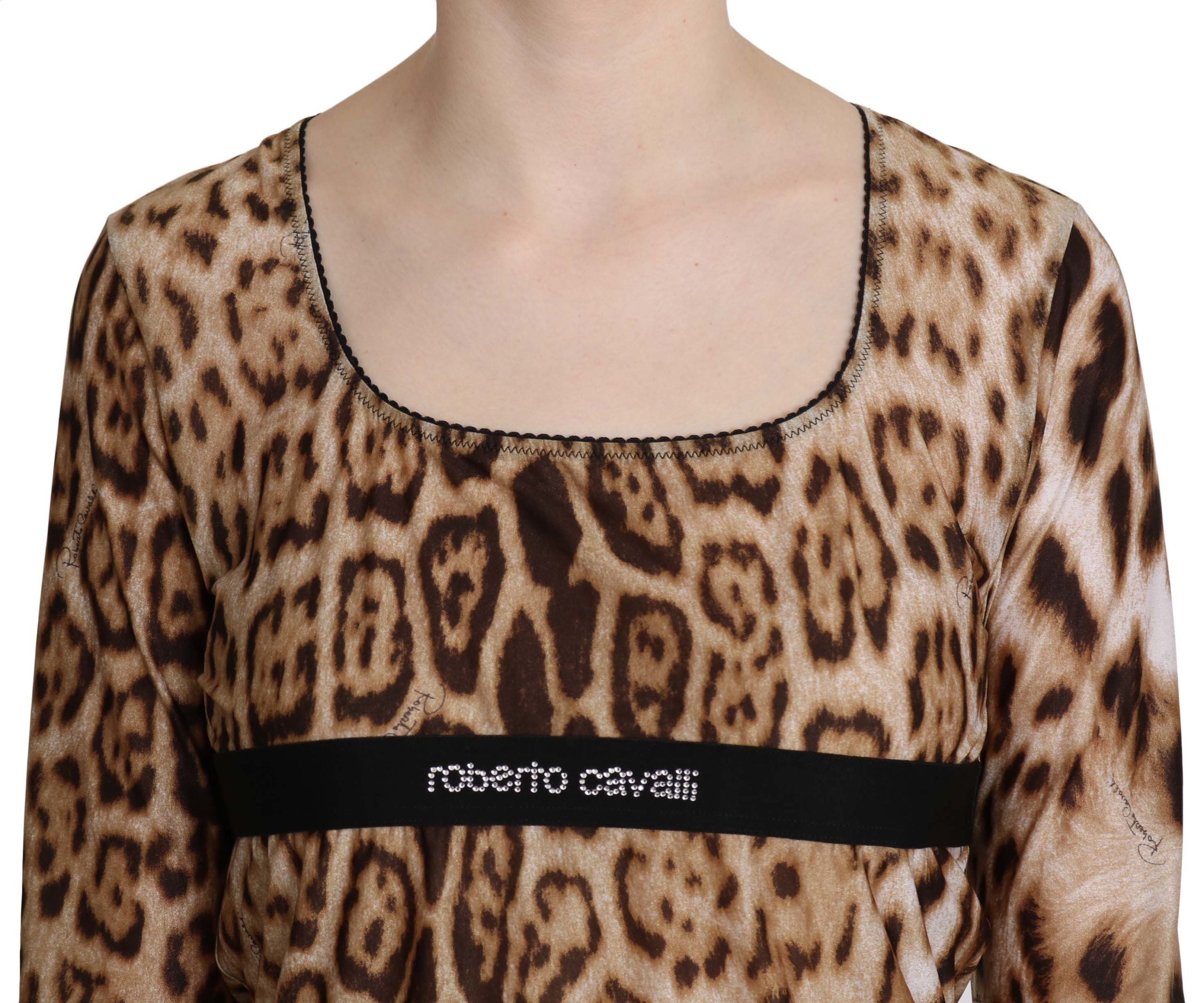 Blouse femme Roberto Cavalli beige à col rond avec motif léopard, tissu léger et élégant.