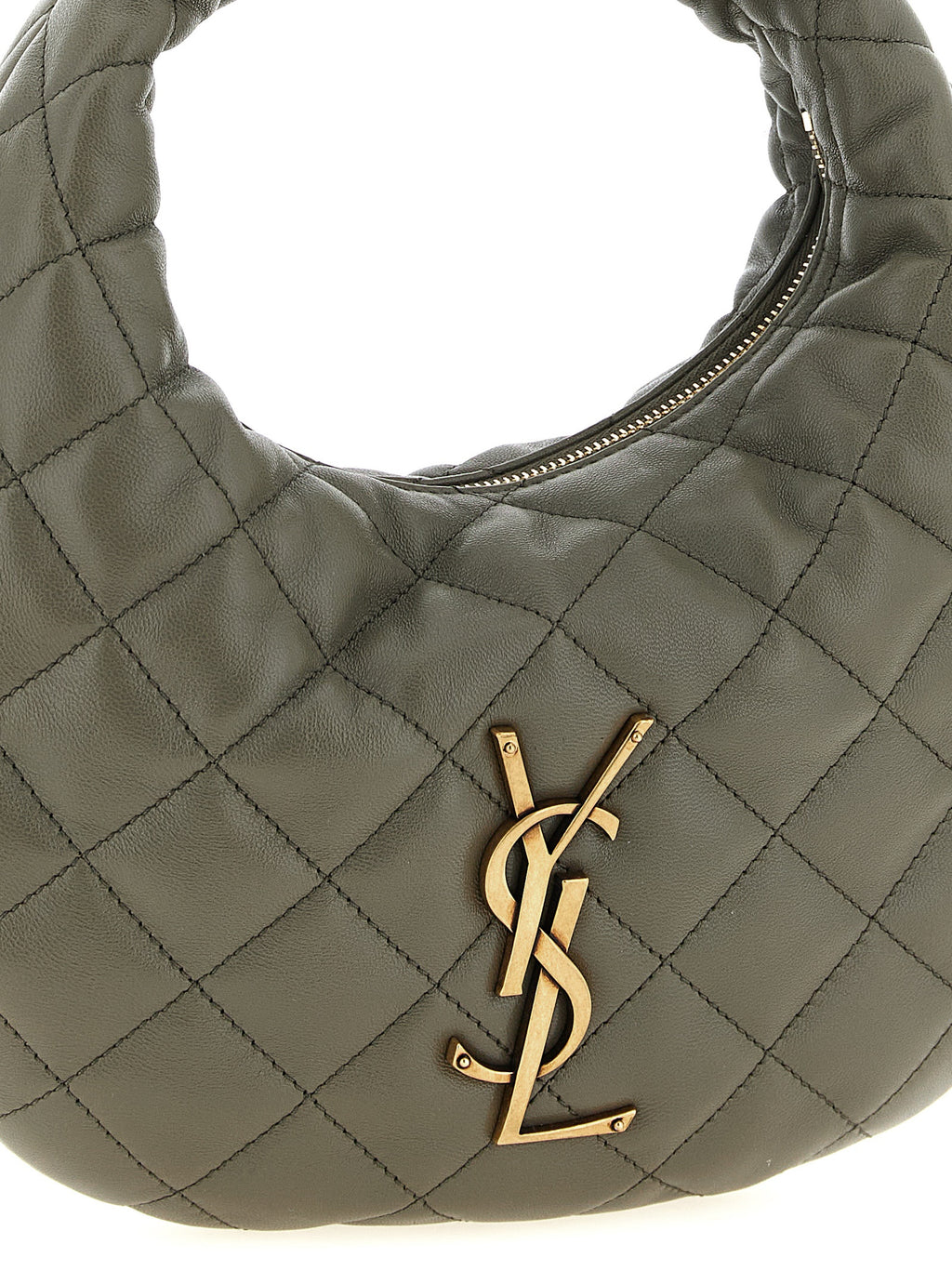 Sac à main en cuir d'agneau gris de Saint Laurent, élégant et sophistiqué, avec détails en métal et bandoulière ajustable.