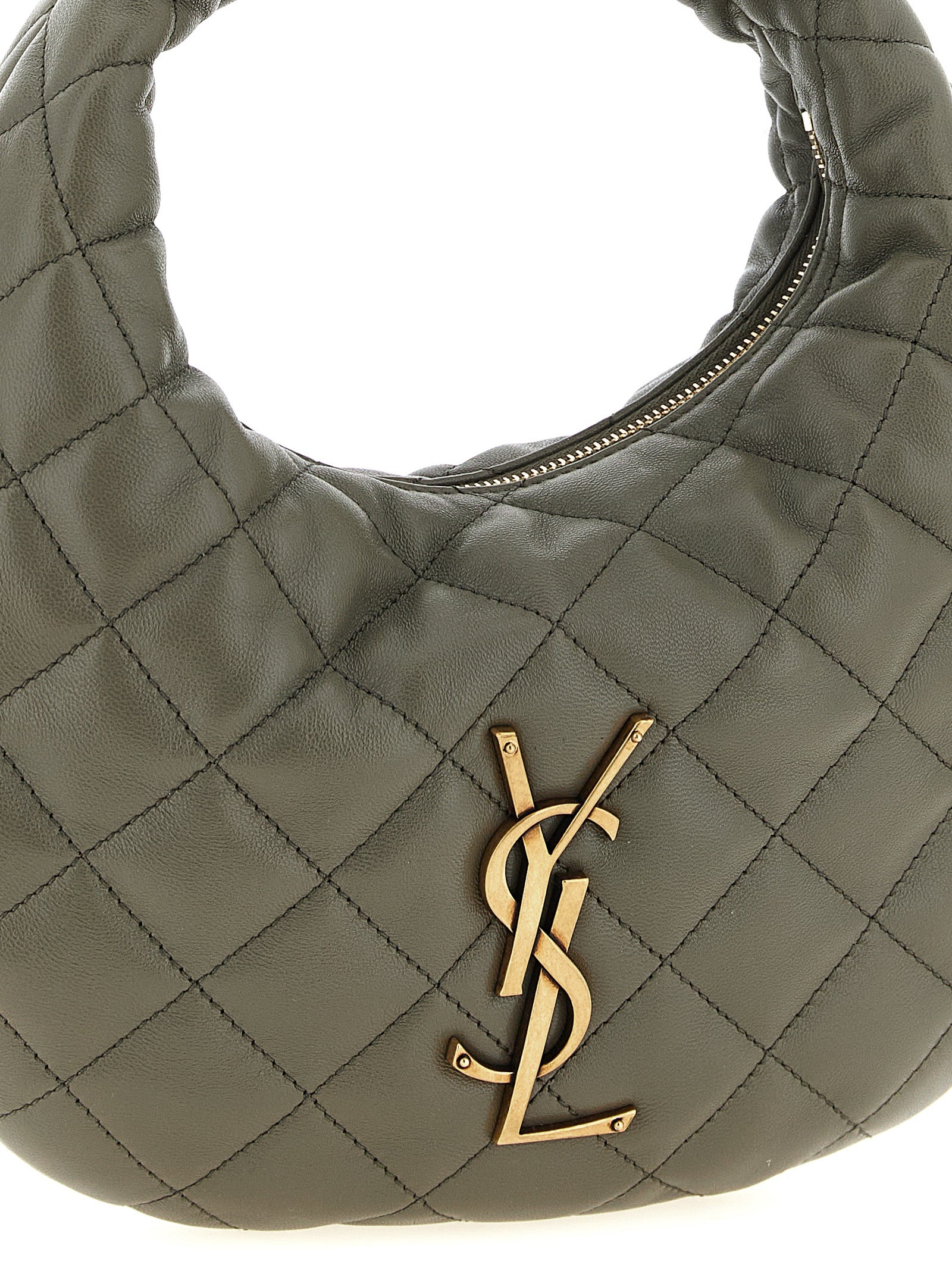 Sac à main en cuir d'agneau gris de Saint Laurent, élégant et sophistiqué, avec détails en métal et bandoulière ajustable.