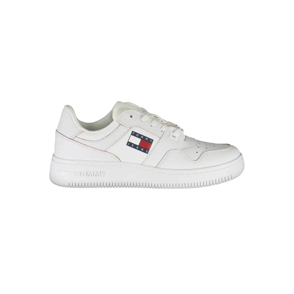 Baskets blanches tommy hilfiger bianco en cuir pour femmes avec design bas classique et logo drapeau iconique