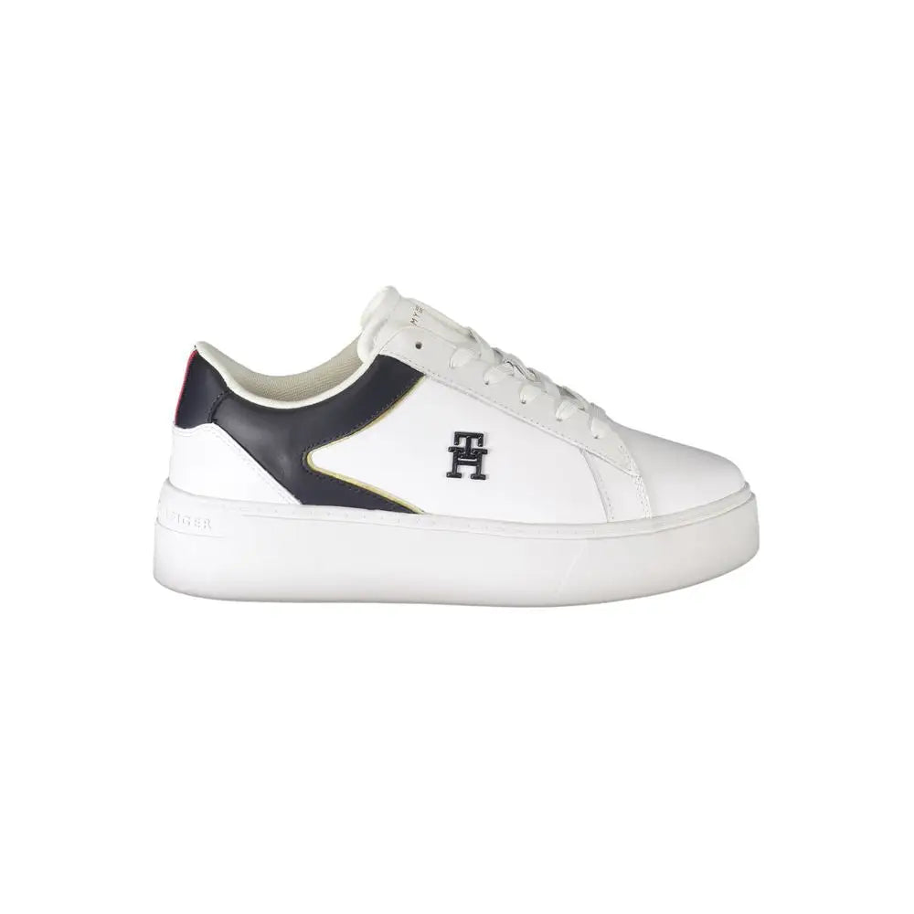 Baskets basses tommy hilfiger bianco en polyuréthane blanc et bleu marine au design moderne et épuré