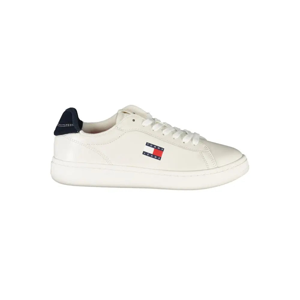 Sneaker femmes tommy hilfiger bianco en polyuréthane blanc avec talon bleu marine et logo drapeau iconique