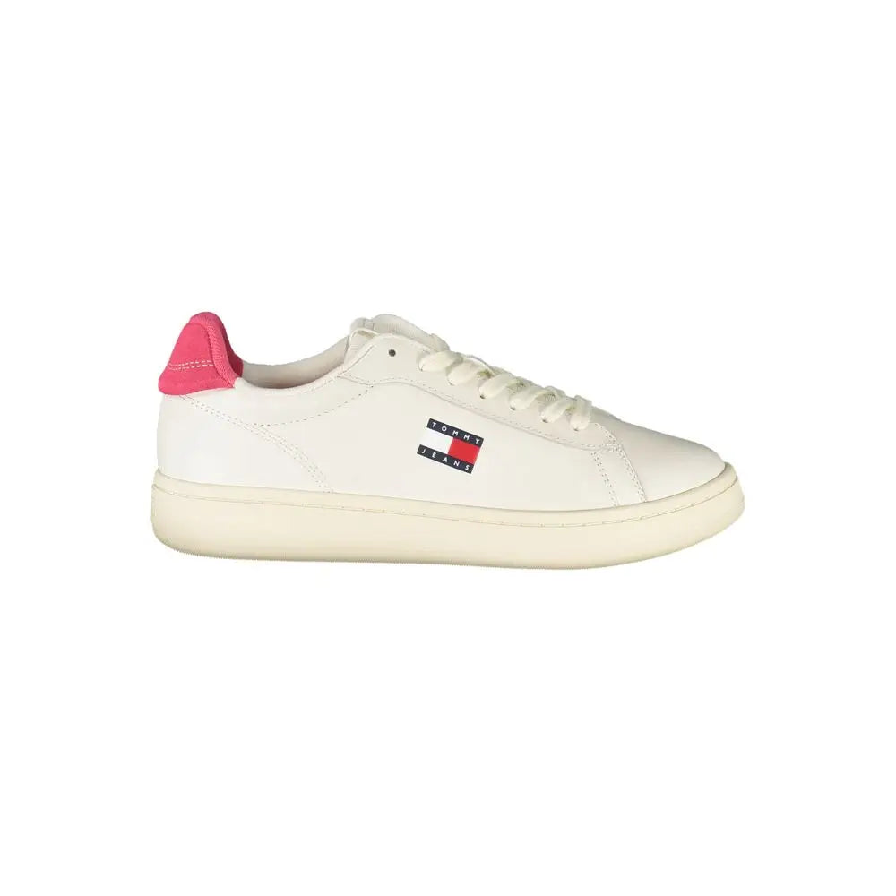 Sneaker femme tommy hilfiger bianco en polyuréthane blanc avec talon rose et logo drapeau iconique sur le côté
