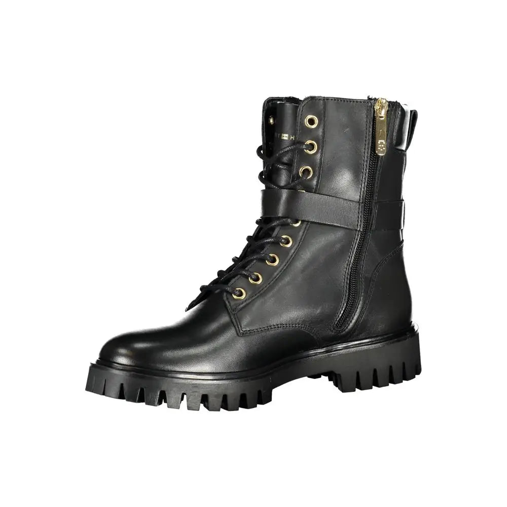 Bottine tommy hilfiger noire en polyuréthane avec oeillets dorés et semelle crantée épaisse en cuir noir