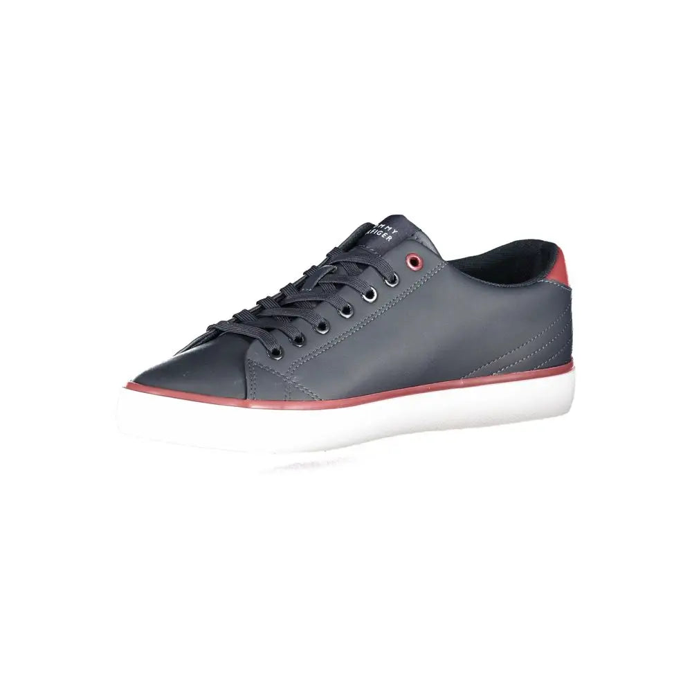 Baskets homme tommy hilfiger bleu en polyuréthane avec tige en daim gris foncé et accents rouges sur le talon