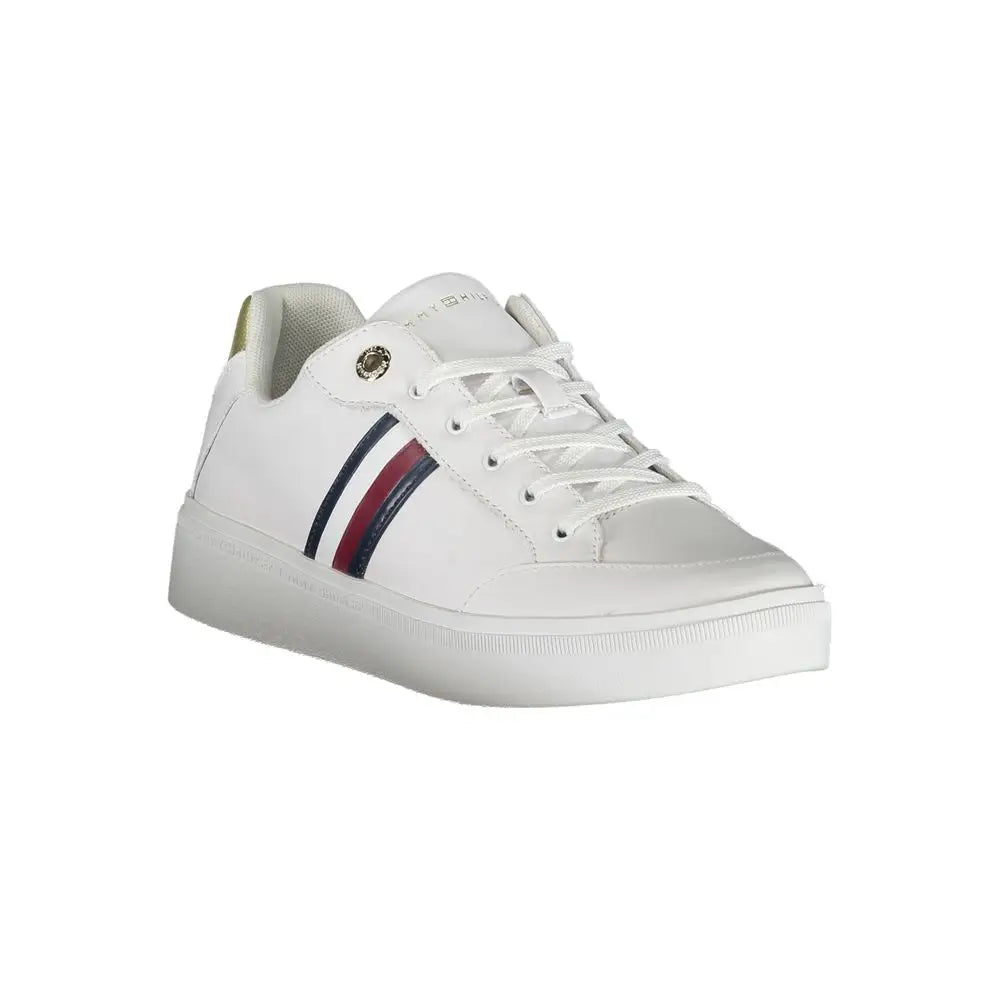 Sneaker femme tommy hilfiger blanche en polyuréthane avec bande latérale rayée bleu marine rouge blanc et œillets dorés