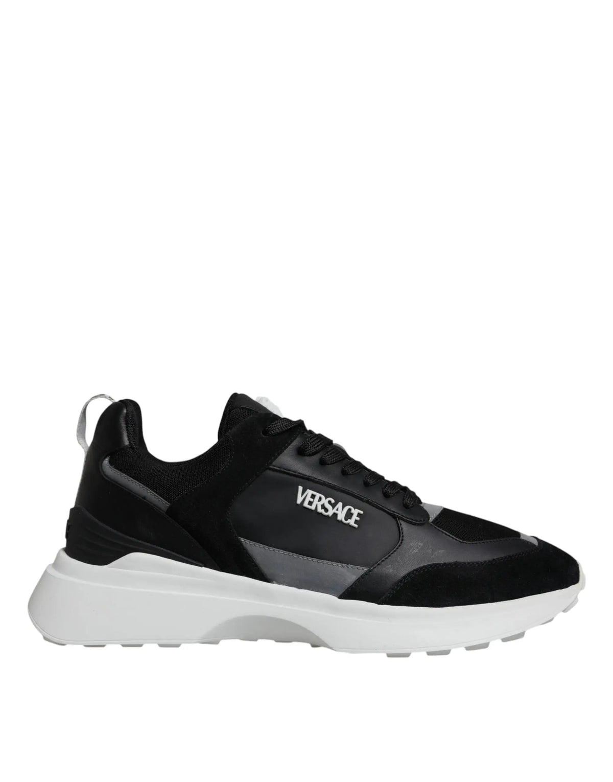 Versace basket basse noire en toile avec semelle blanche épaisse et accents gris contrastants