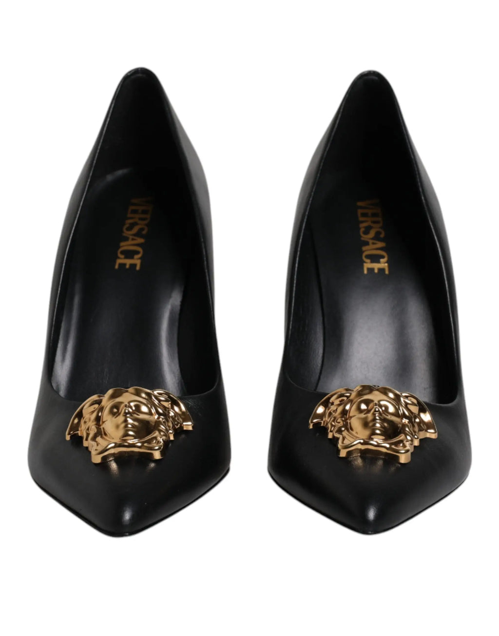 Versace escarpins noirs en cuir avec talons hauts et plaque logo medusa dorée