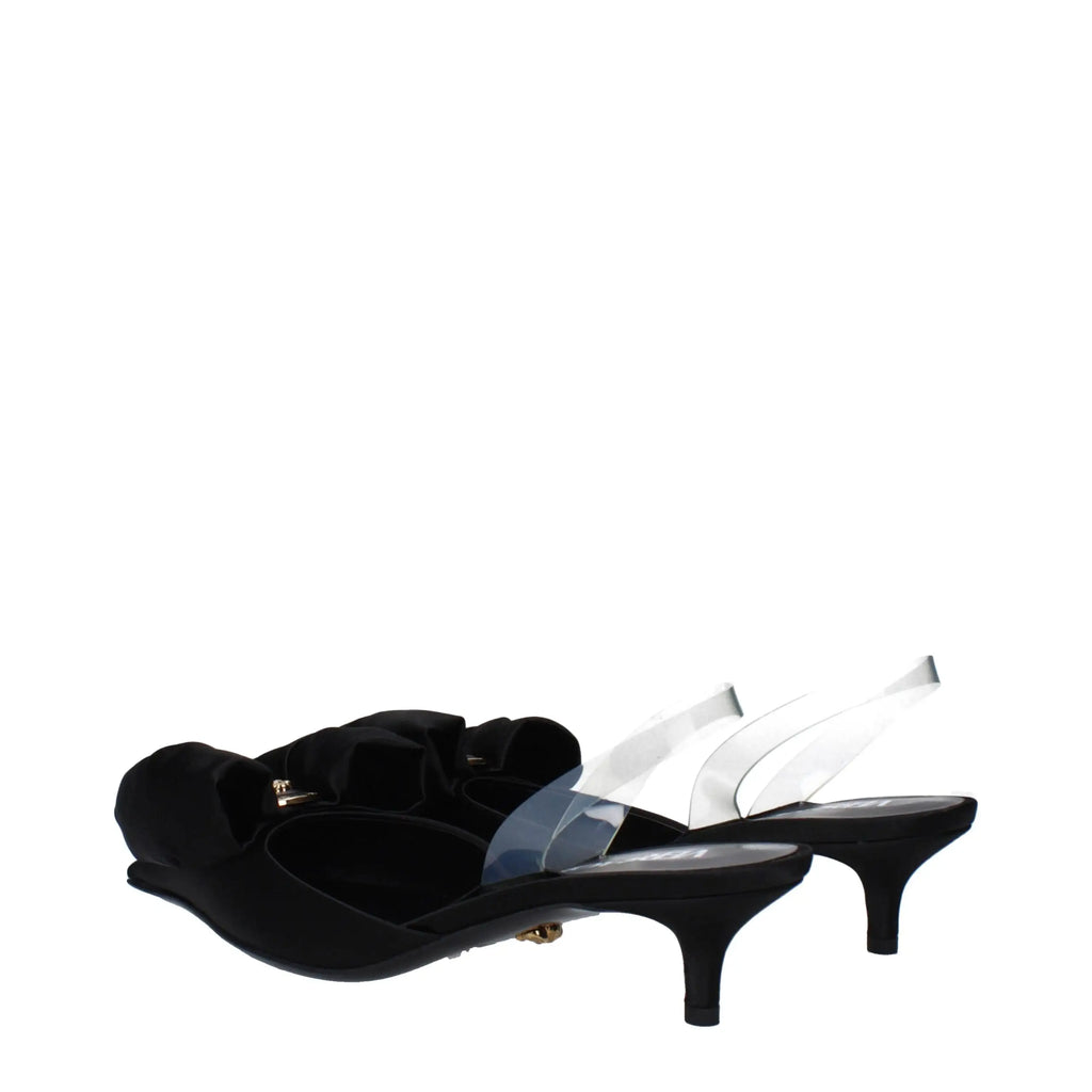 Sandales plates versace en satin noir avec brides transparentes et détails dorés en velours noir