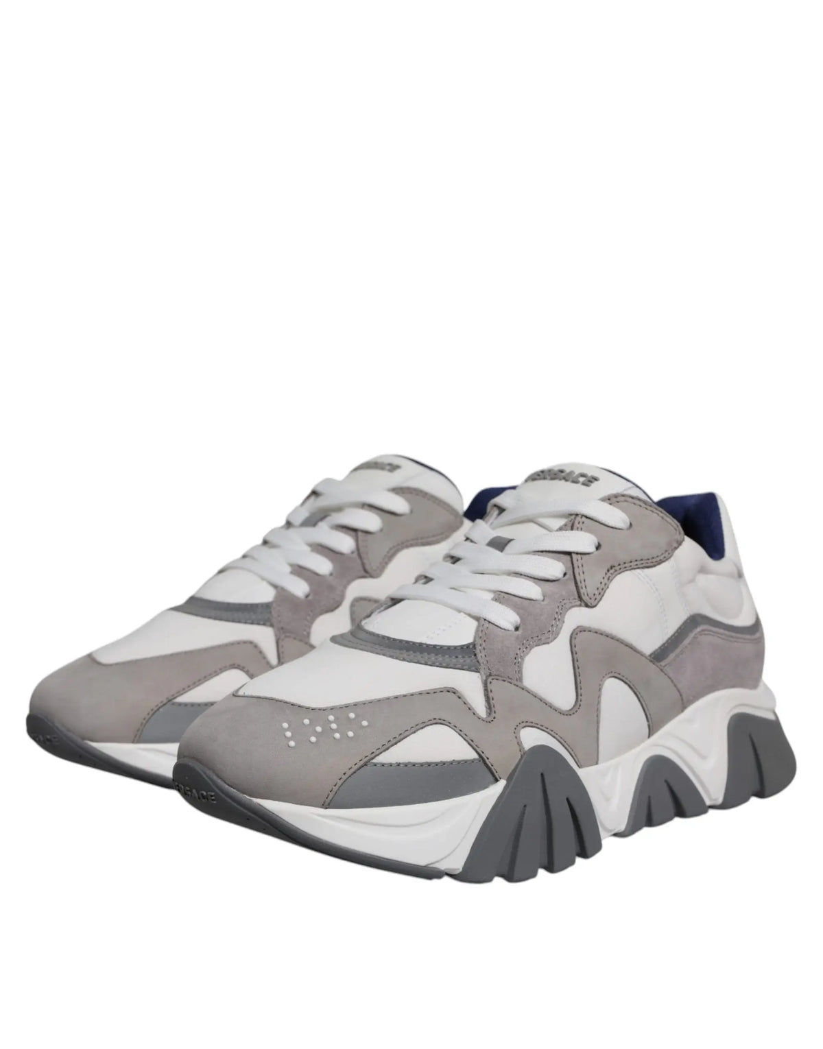 Baskets basses versace squalo grises en cuir et néoprène avec design épais en daim et mesh blanc