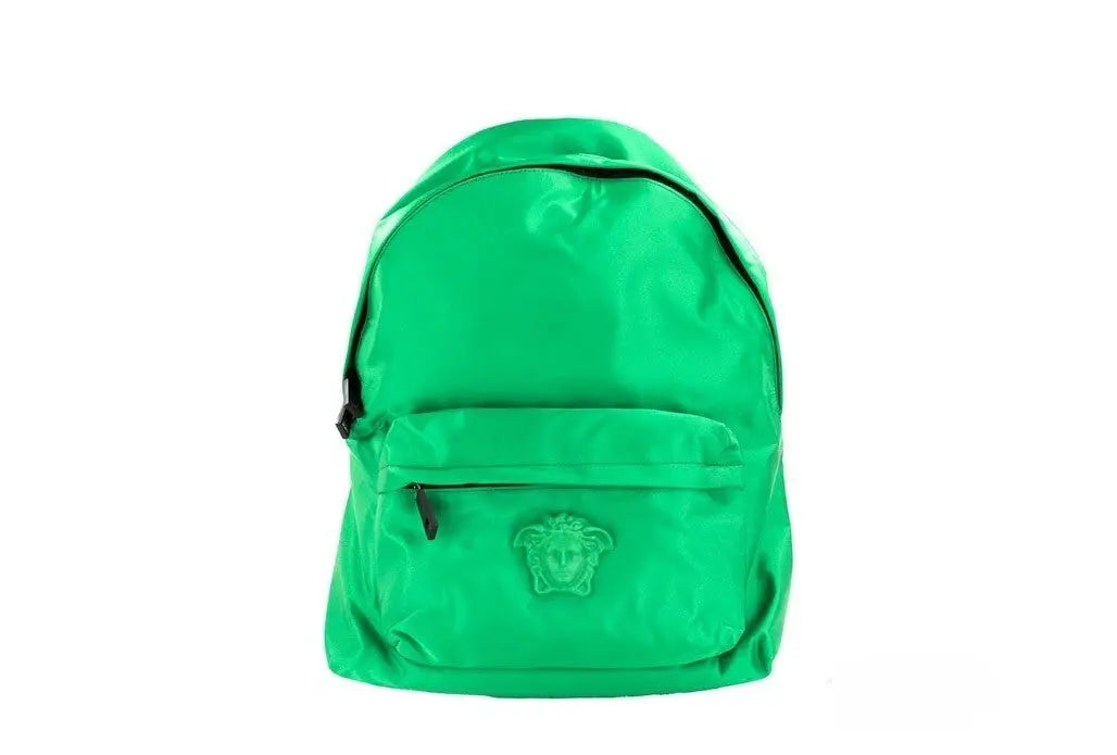 Sac à dos versace large vert vif en nylon avec logo medusa embossé discret sur la poche avant
