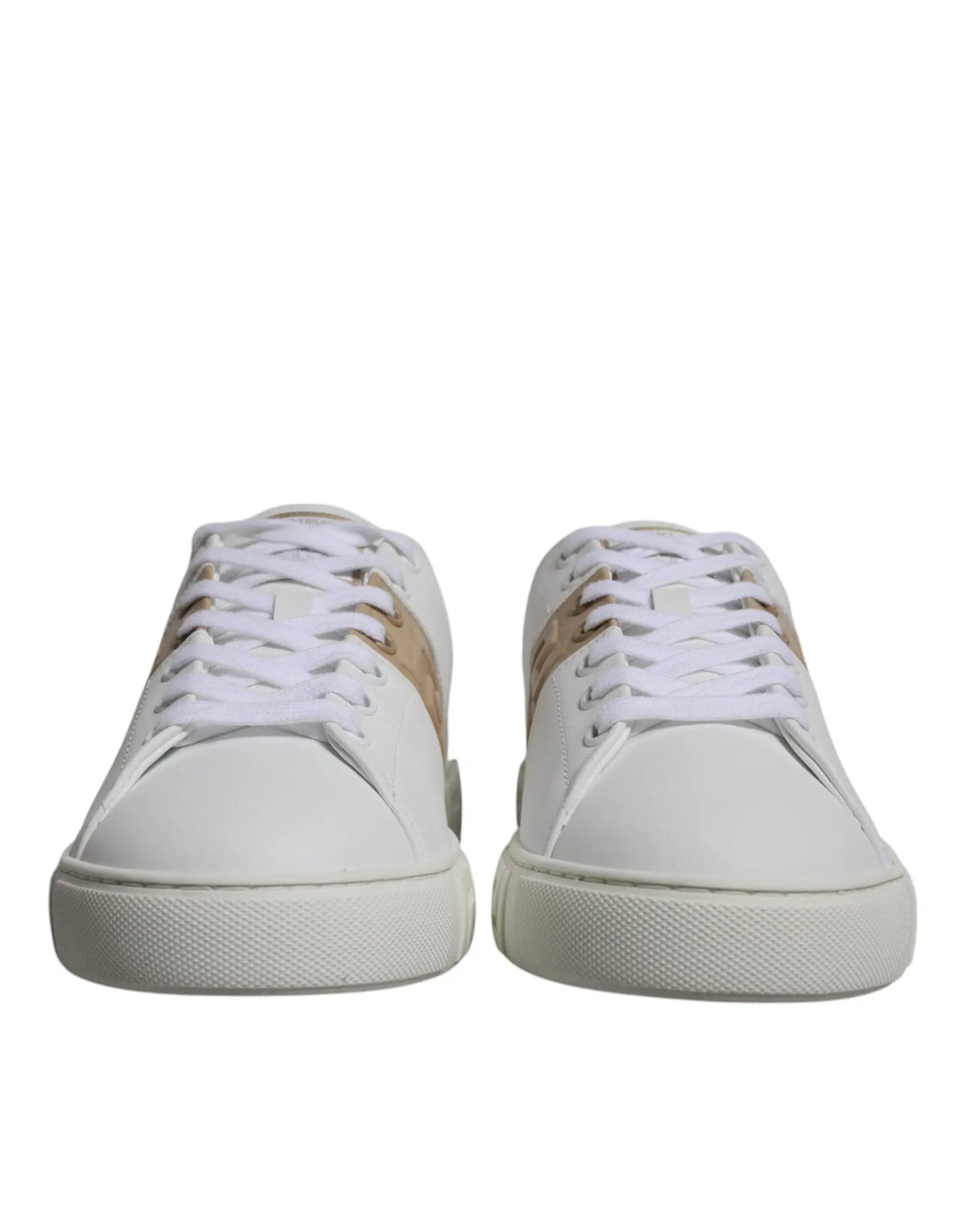 Baskets basses versace pour homme en cuir blanc avec rayures beiges et lacets blancs style greca imprimé tpu